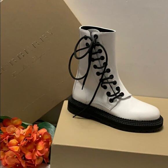 NWT BURBERRY LONDON MILITARY BOOTS‎ SIZE 6 - Picture 4 of 8